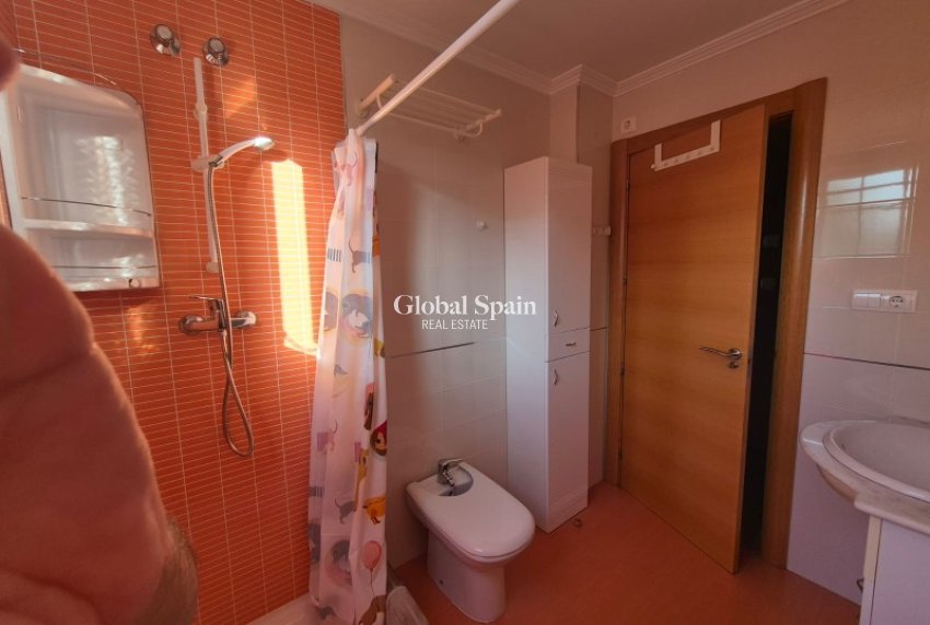 Venta - APARTAMENTO -
CREVILLENTE - Inland