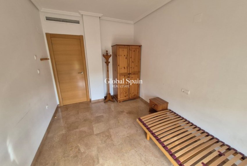 Venta - APARTAMENTO -
CREVILLENTE - Inland