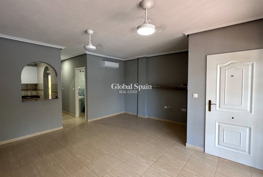 Venta - APARTAMENTO -
DAYA NUEVA - Costa Blanca Sur