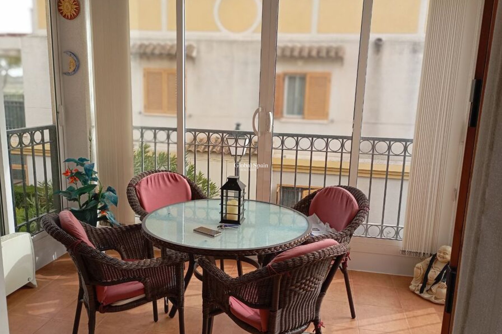 Venta - APARTAMENTO -
DAYA VIEJA - Costa Blanca