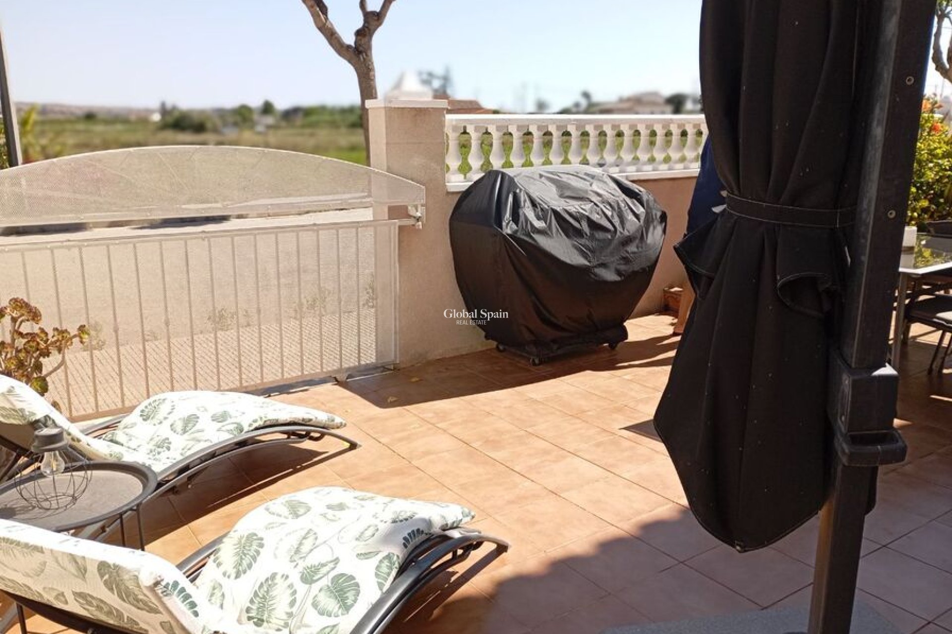 Venta - APARTAMENTO -
DAYA VIEJA - Costa Blanca