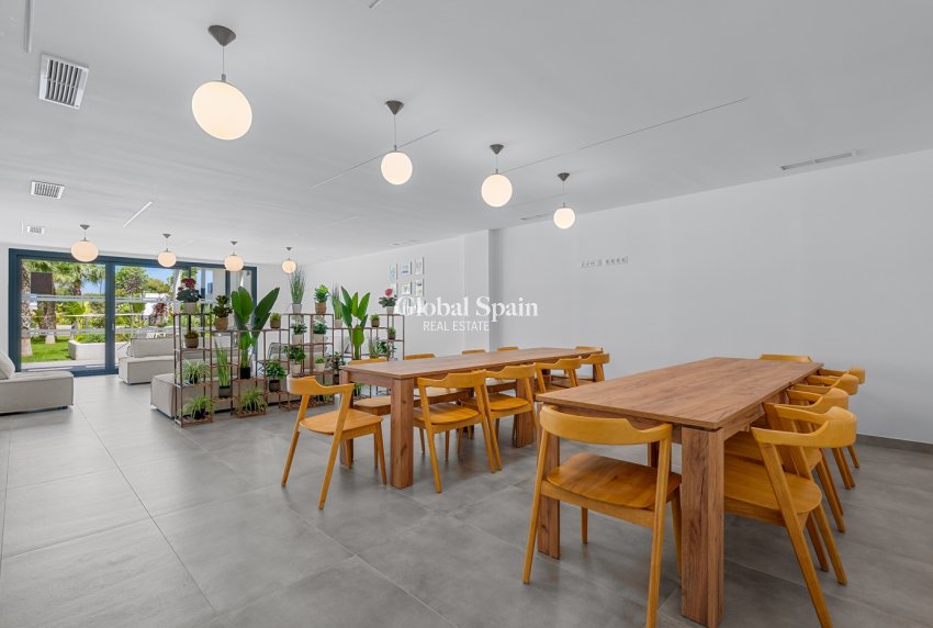 Venta - APARTAMENTO -
DEHESA DE CAMPOAMOR - Costa Blanca