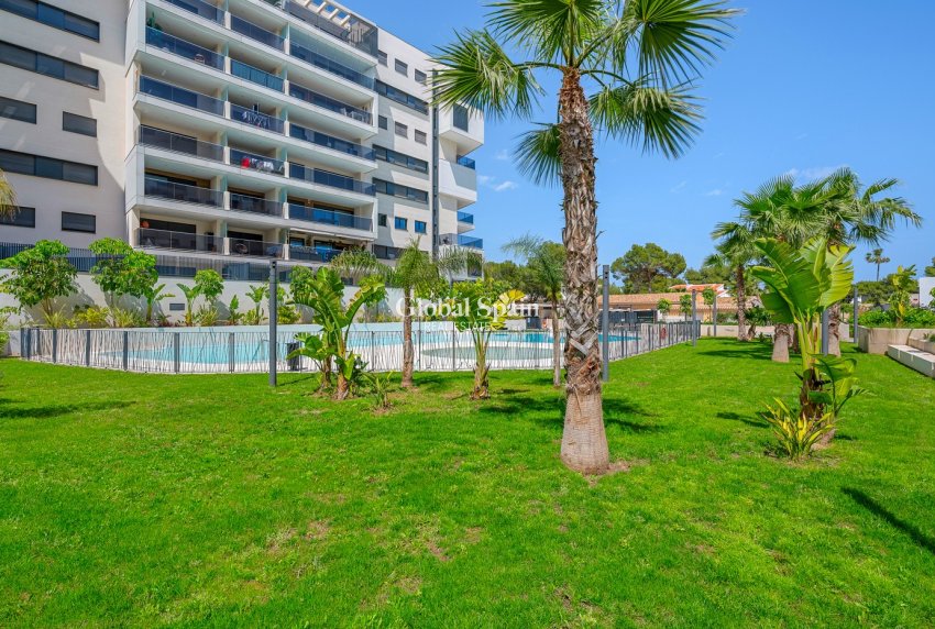 Venta - APARTAMENTO -
DEHESA DE CAMPOAMOR - Costa Blanca