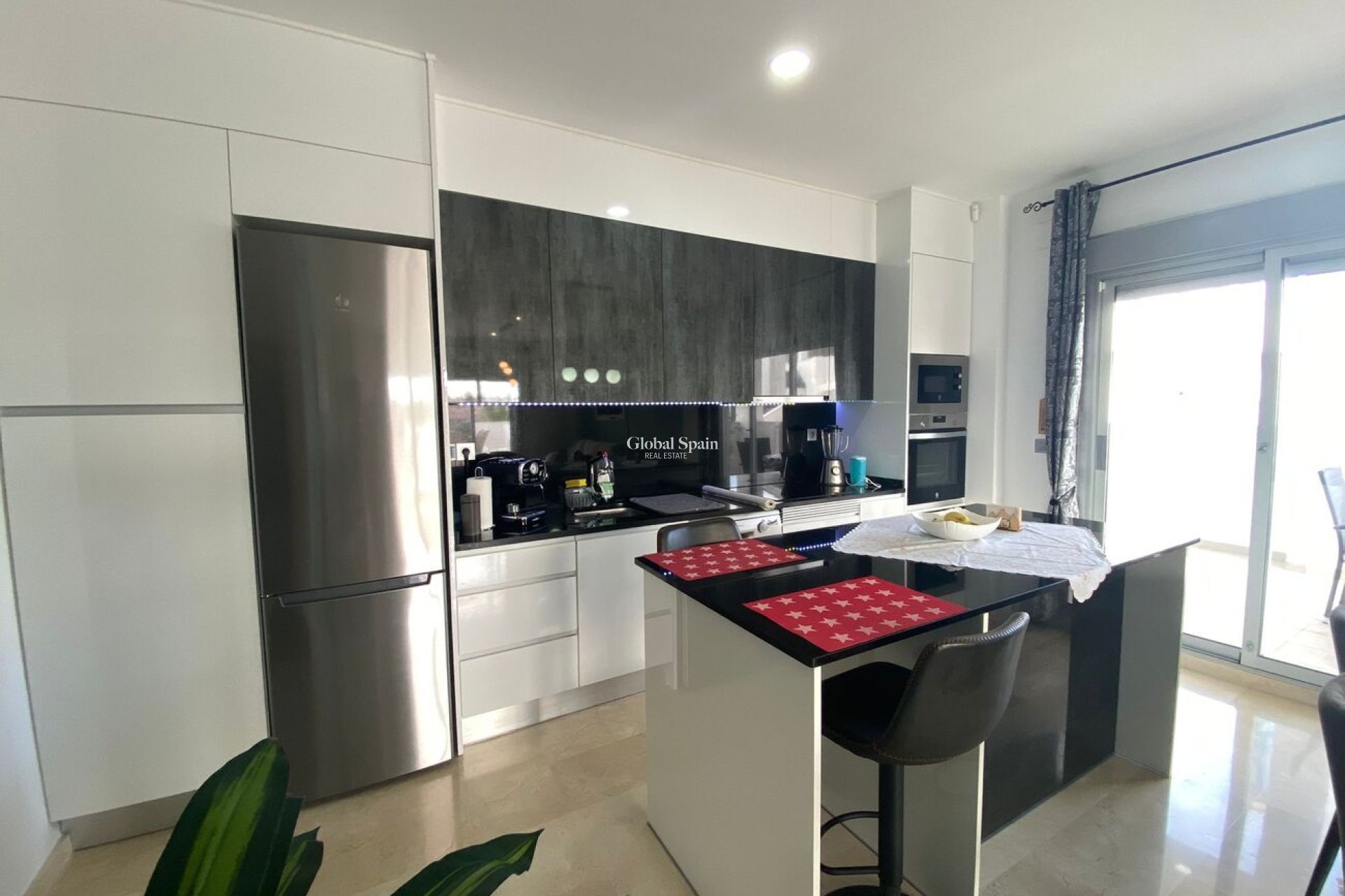 Venta - APARTAMENTO -
DEHESA DE CAMPOAMOR - Las Filipinas