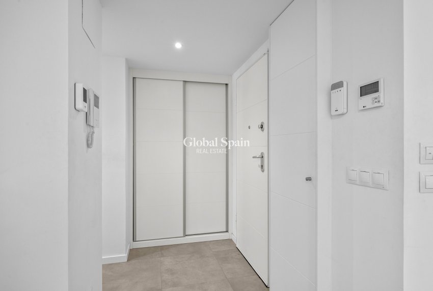 Venta - APARTAMENTO -
DEHESA DE CAMPOAMOR