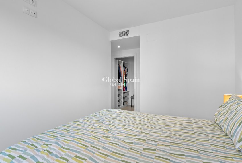 Venta - APARTAMENTO -
DEHESA DE CAMPOAMOR