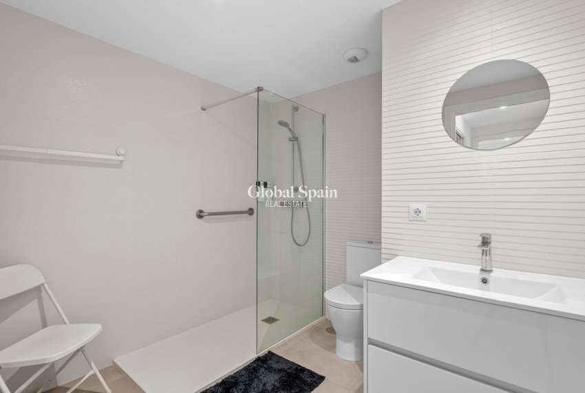 Venta - APARTAMENTO -
DEHESA DE CAMPOAMOR