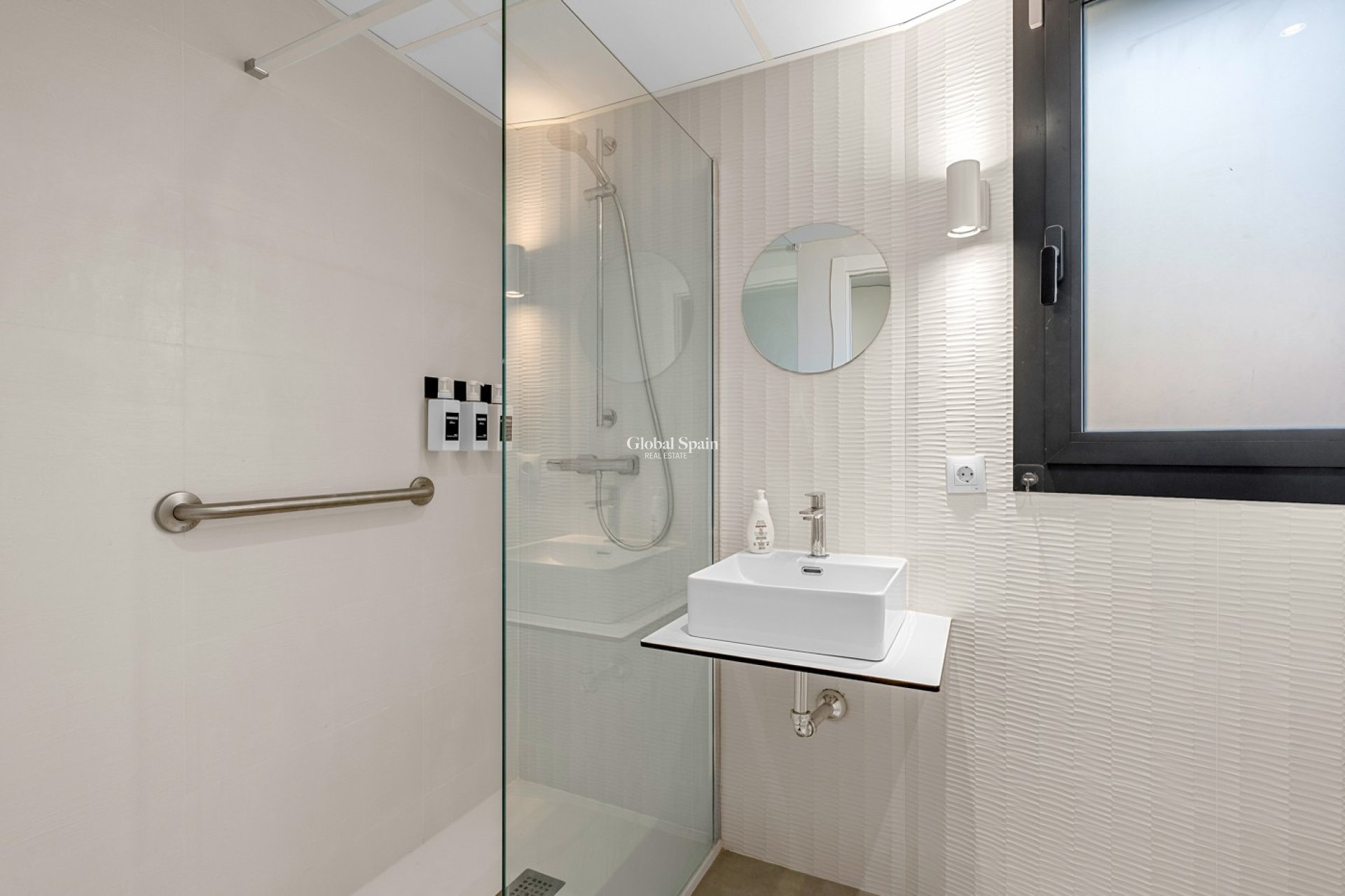 Venta - APARTAMENTO -
DEHESA DE CAMPOAMOR