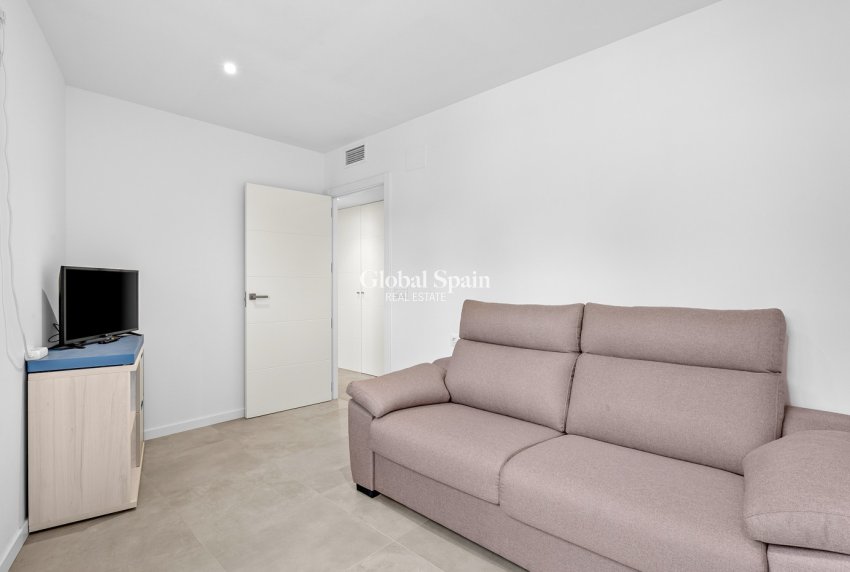 Venta - APARTAMENTO -
DEHESA DE CAMPOAMOR