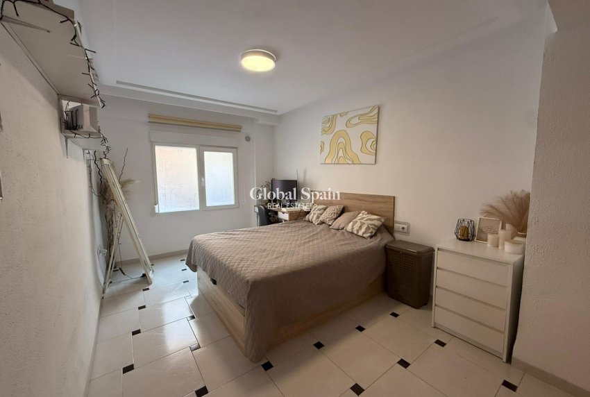 Venta - APARTAMENTO -
DENIA - Center