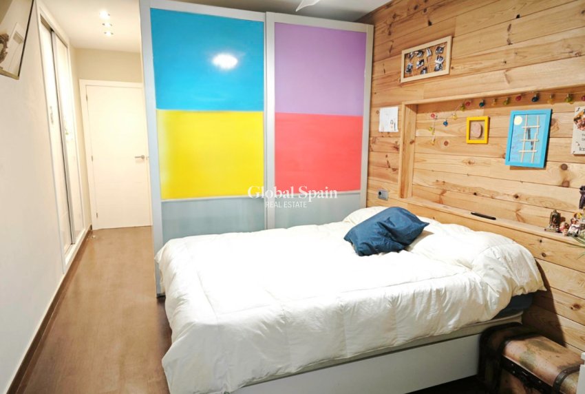 Venta - APARTAMENTO -
DENIA - Center