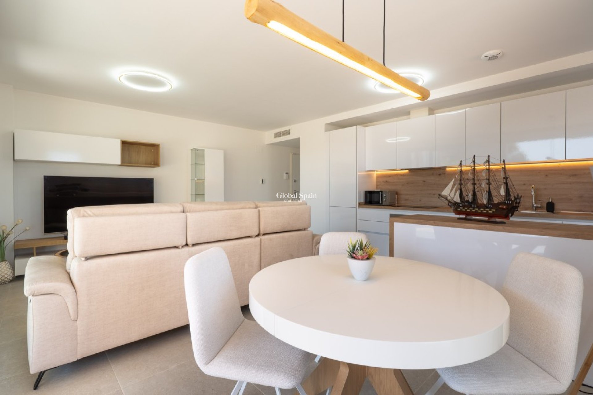 Venta - APARTAMENTO -
DENIA - Center