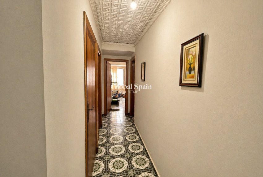 Venta - APARTAMENTO -
DENIA - Center