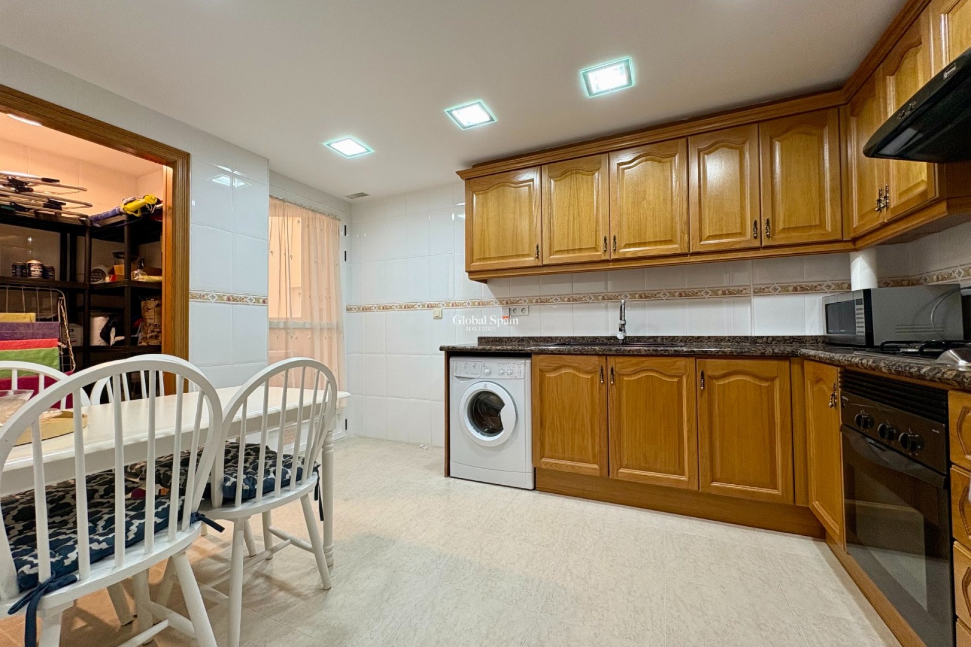 Venta - APARTAMENTO -
DENIA - Port