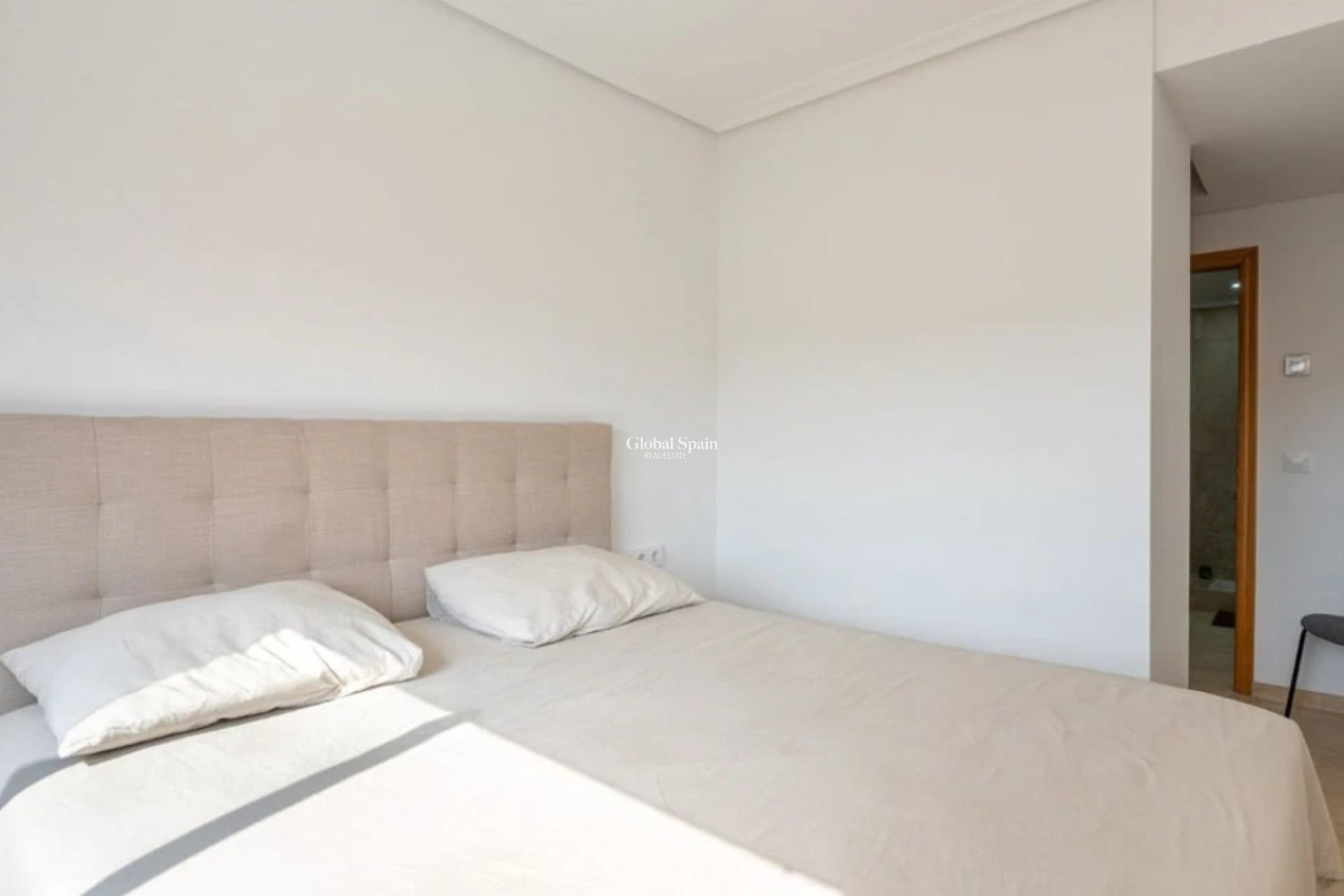 Venta - APARTAMENTO -
DENIA - Port