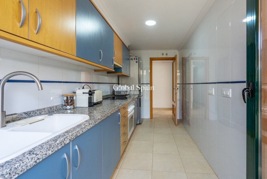 Venta - APARTAMENTO -
DENIA - Port