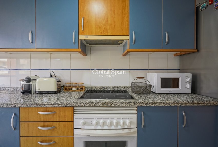 Venta - APARTAMENTO -
DENIA - Port