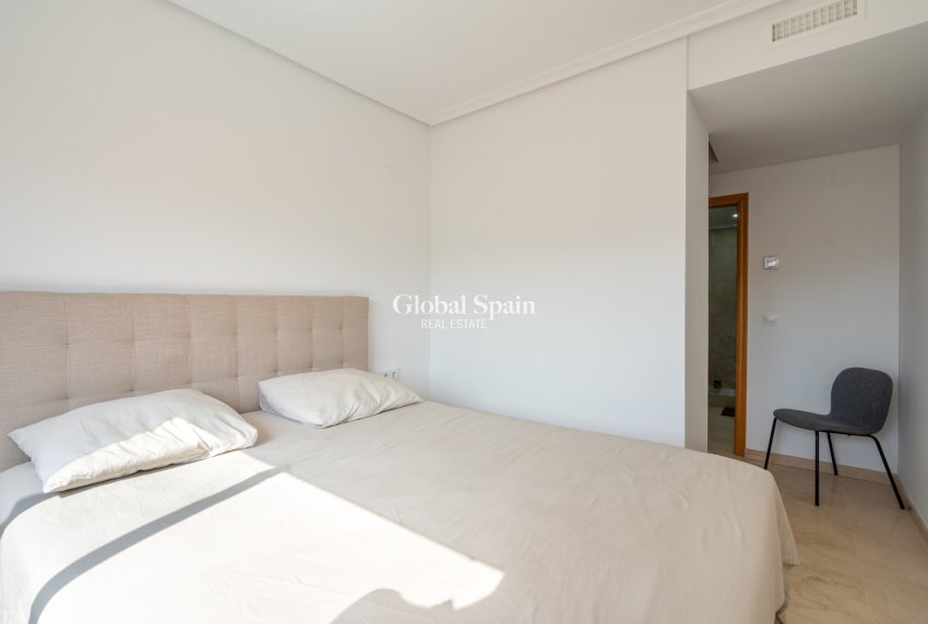 Venta - APARTAMENTO -
DENIA - Port