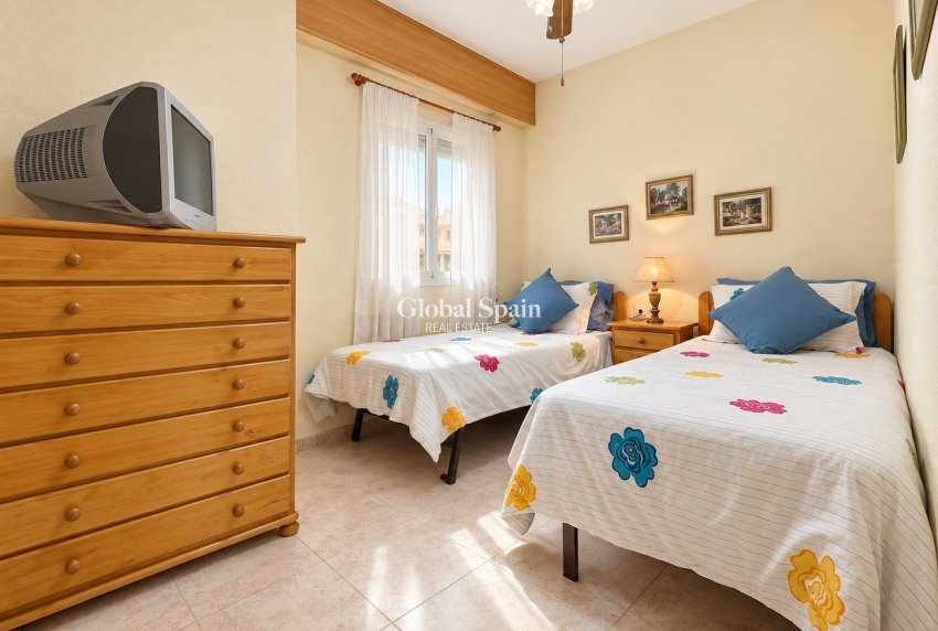 Venta - APARTAMENTO -
DENIA - Port