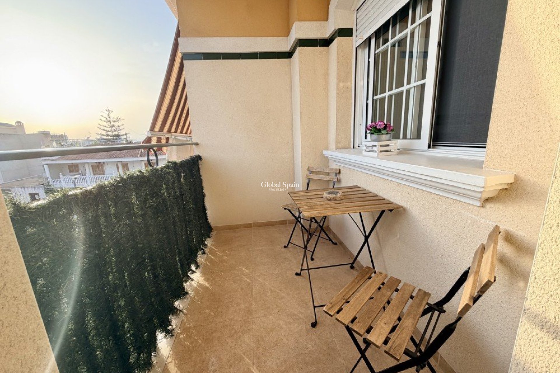 Venta - APARTAMENTO -
DOLORES - Costa Blanca