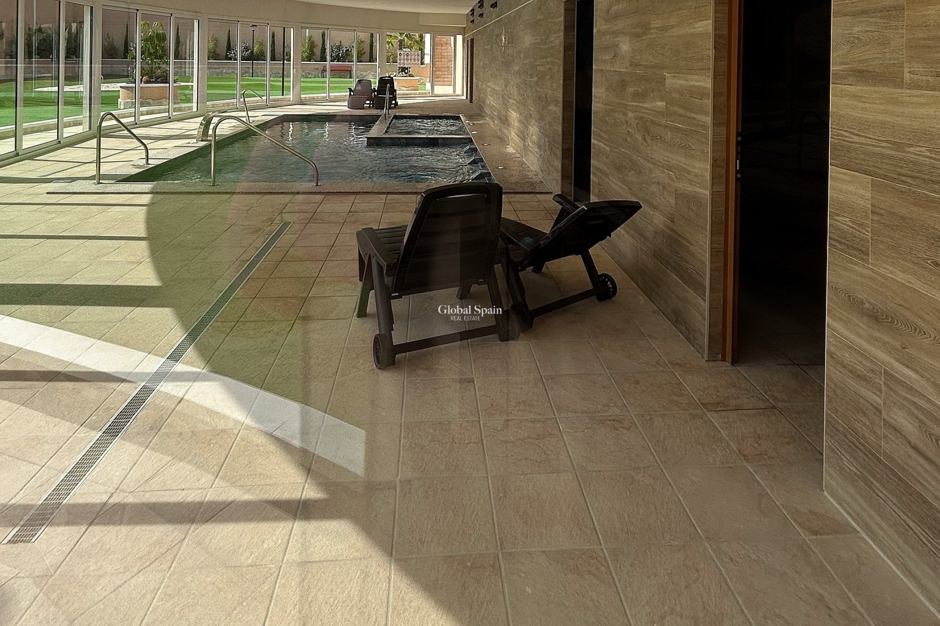 Venta - APARTAMENTO -
EL RASO - Costa Blanca