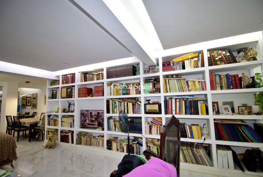 Venta - APARTAMENTO -
ELCHE - Plaza Crevillente-juzgados