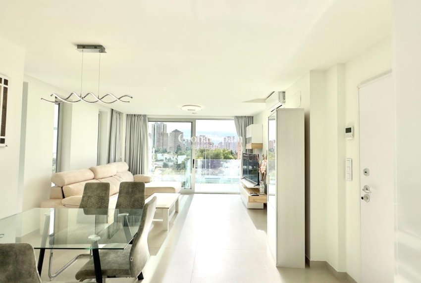 Venta - APARTAMENTO -
FINESTRAT