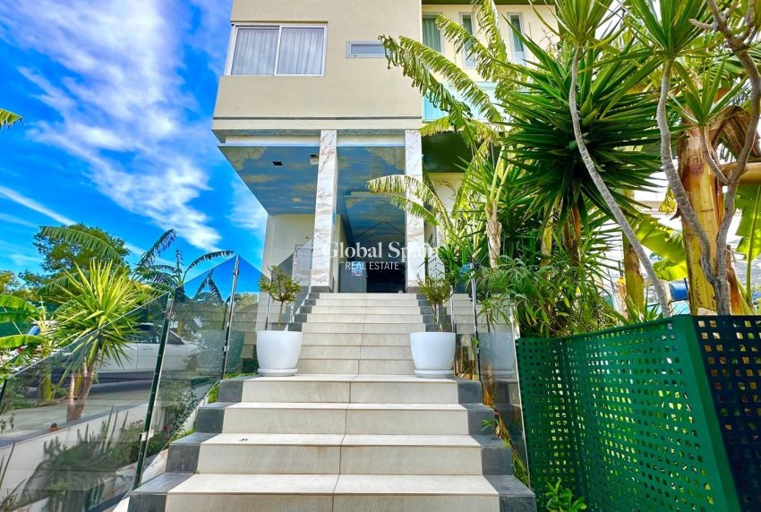 Venta - APARTAMENTO -
FINESTRAT