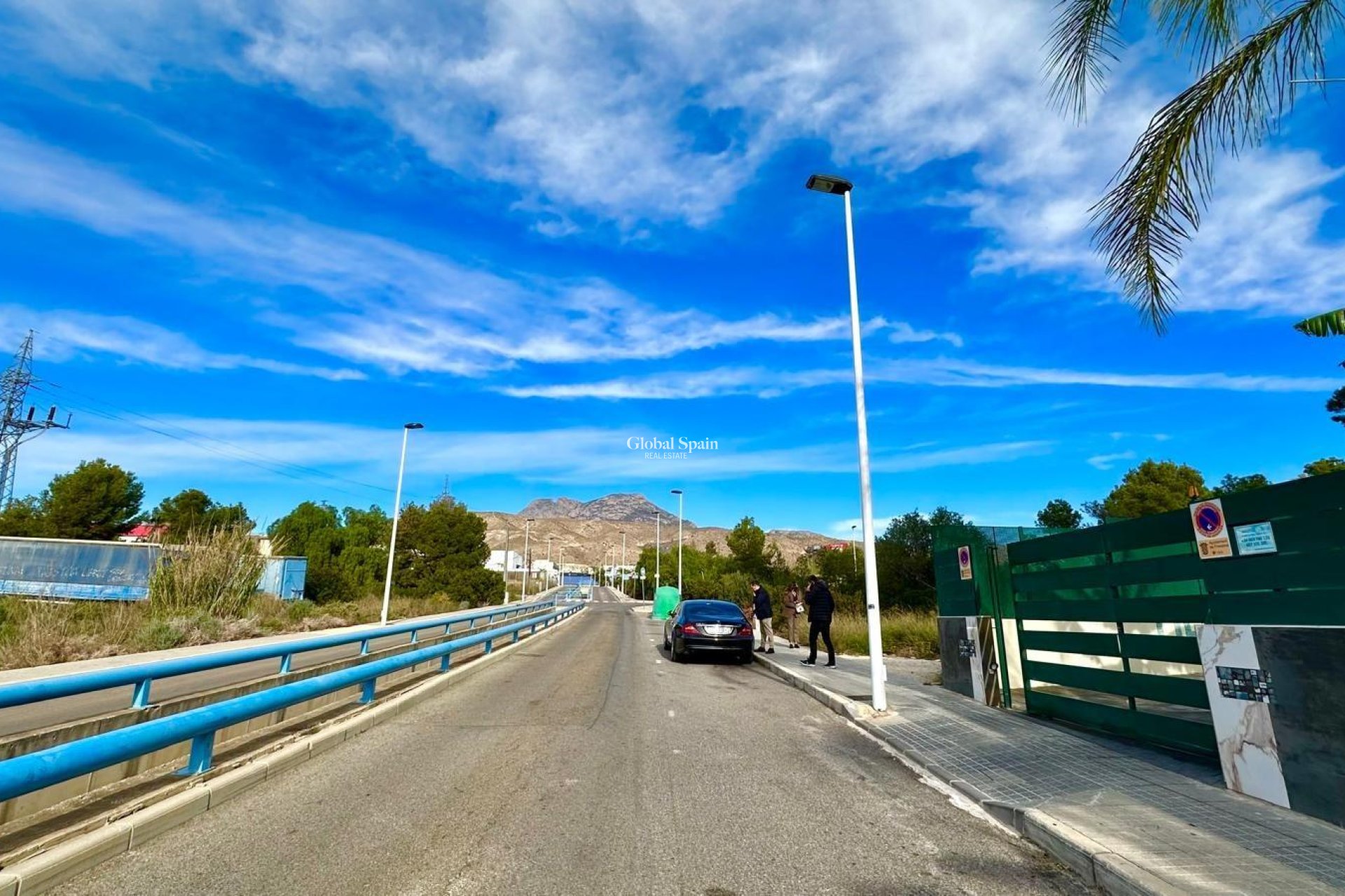 Venta - APARTAMENTO -
FINESTRAT