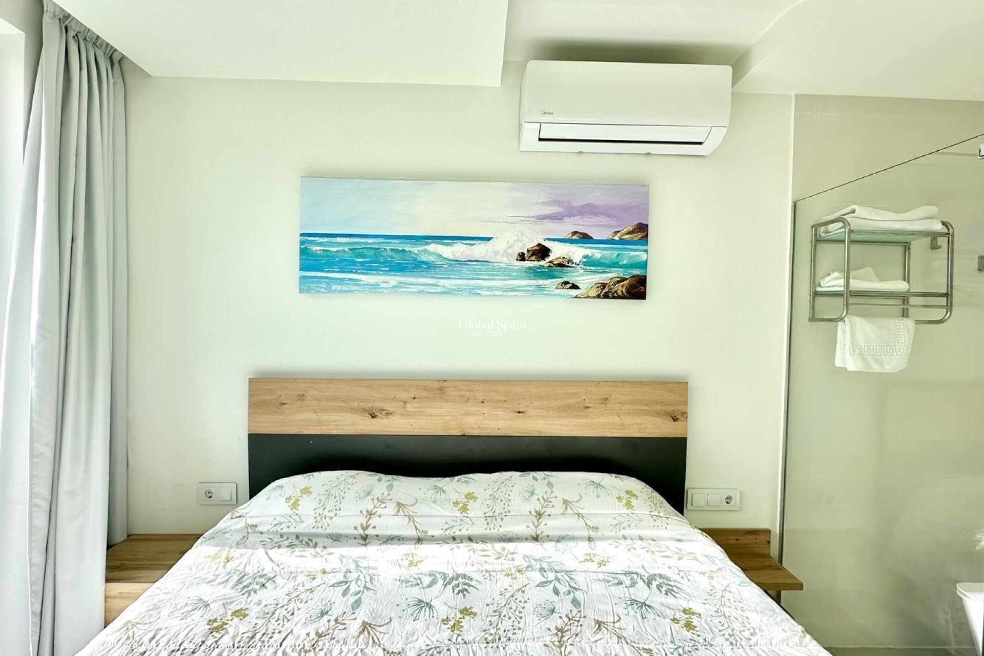 Venta - APARTAMENTO -
FINESTRAT