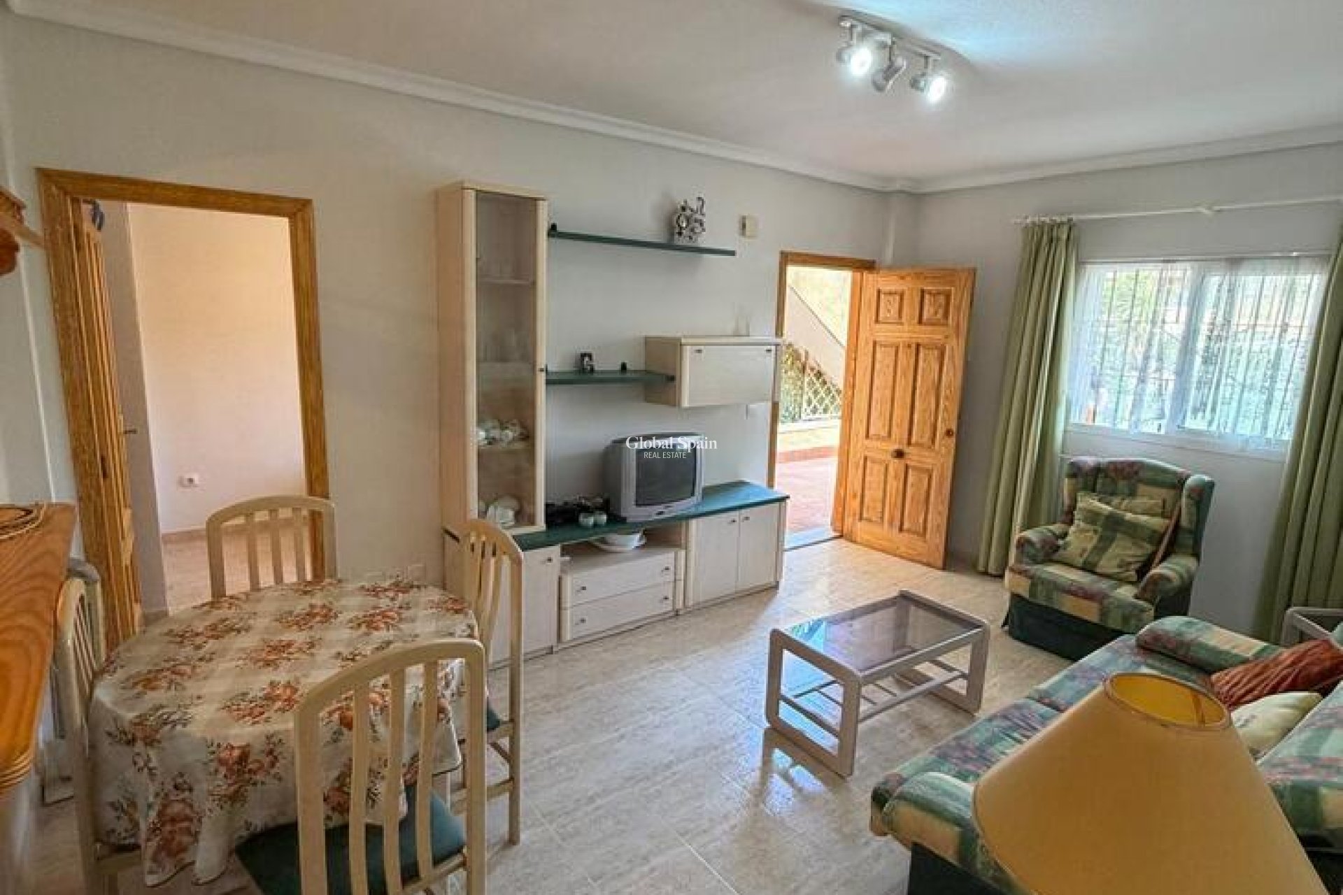 Venta - APARTAMENTO -
GRAN ALACANT - Costa Blanca