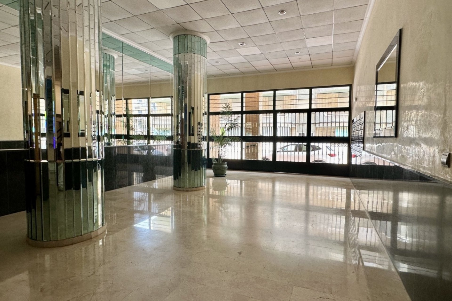 Venta - APARTAMENTO -
GUARDAMAR DEL SEGURA - Beach Guardamar