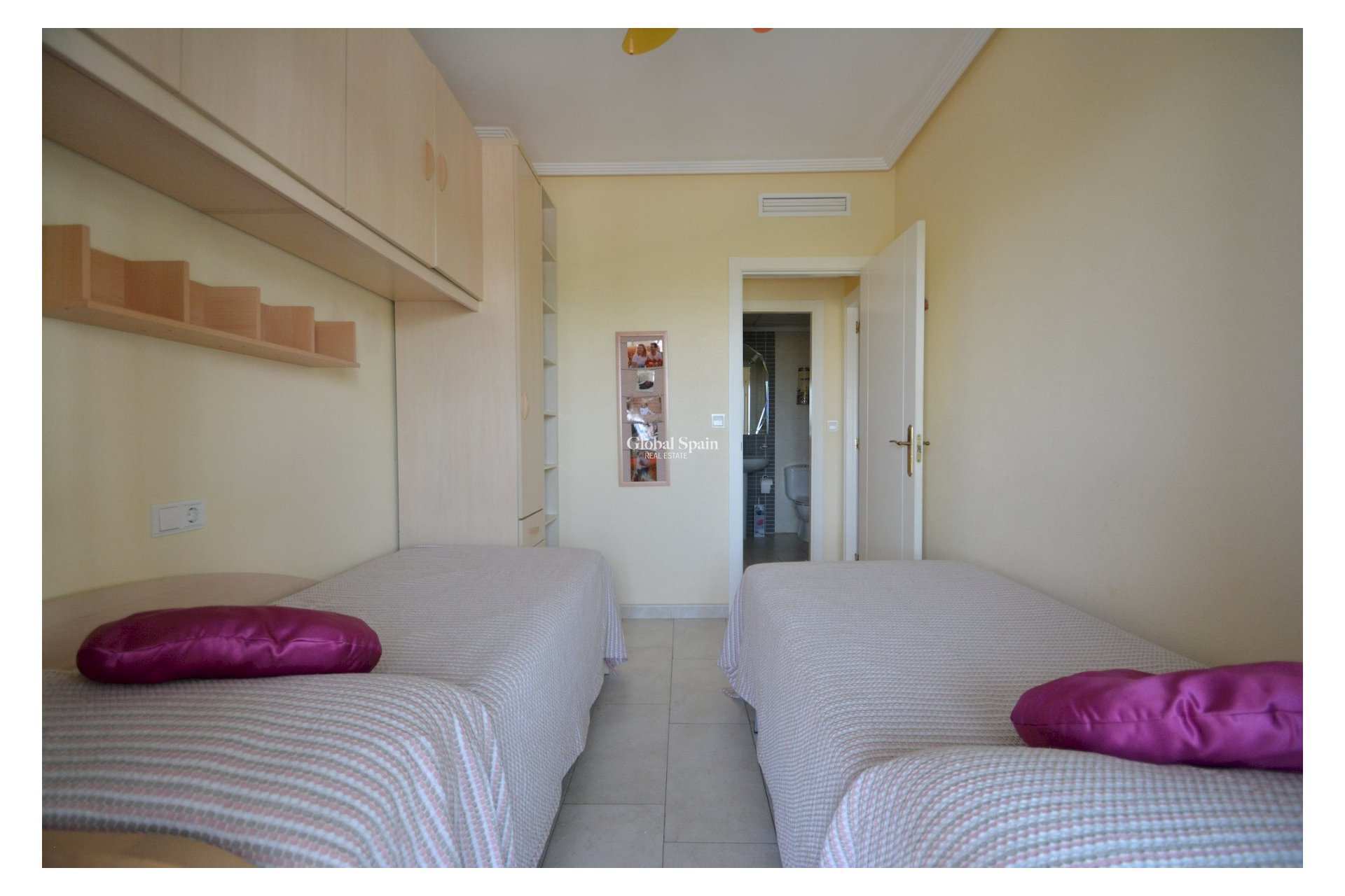 Venta - APARTAMENTO -
GUARDAMAR DEL SEGURA - Costa Blanca