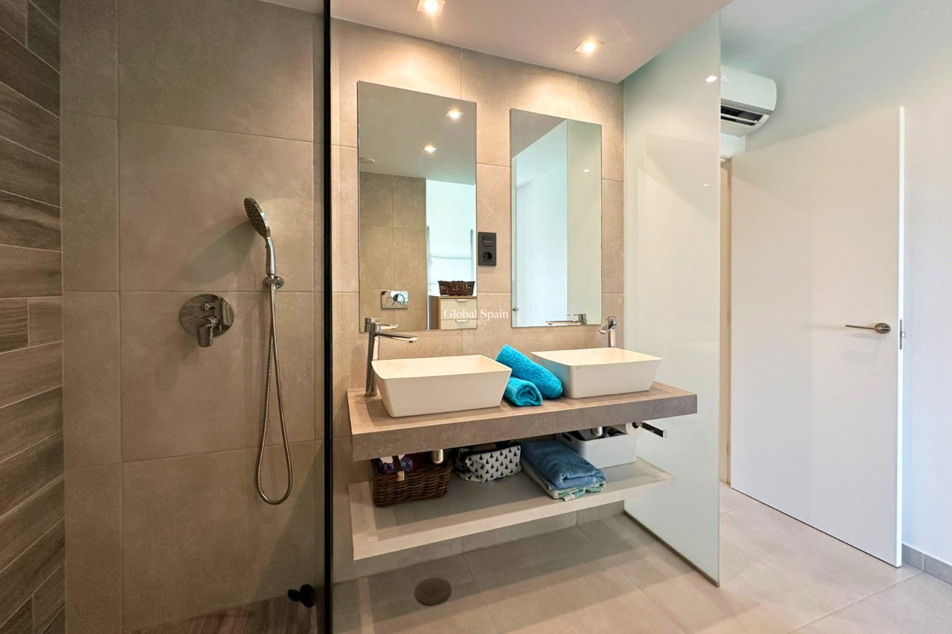 Venta - APARTAMENTO -
GUARDAMAR DEL SEGURA - Costa Blanca