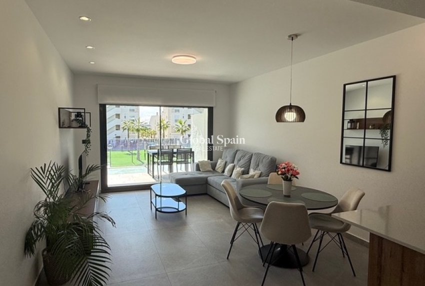 Venta - APARTAMENTO -
GUARDAMAR DEL SEGURA - Costa Blanca