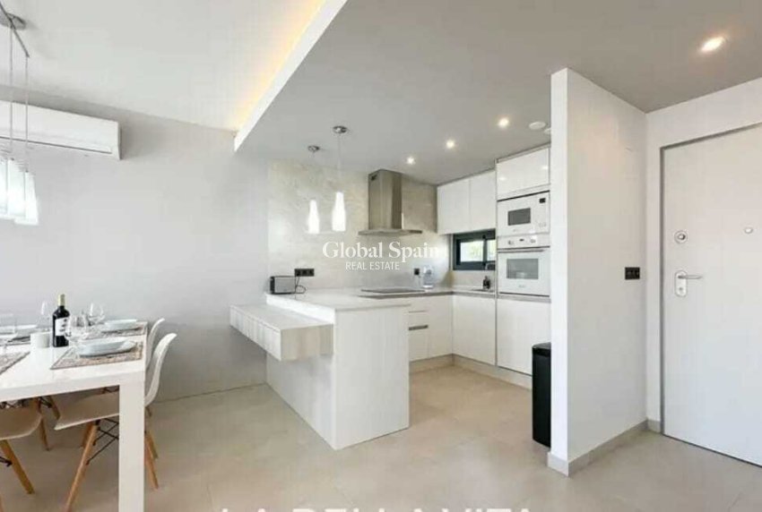 Venta - APARTAMENTO -
GUARDAMAR DEL SEGURA - Costa Blanca