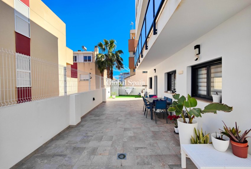 Venta - APARTAMENTO -
GUARDAMAR DEL SEGURA - Costa Blanca