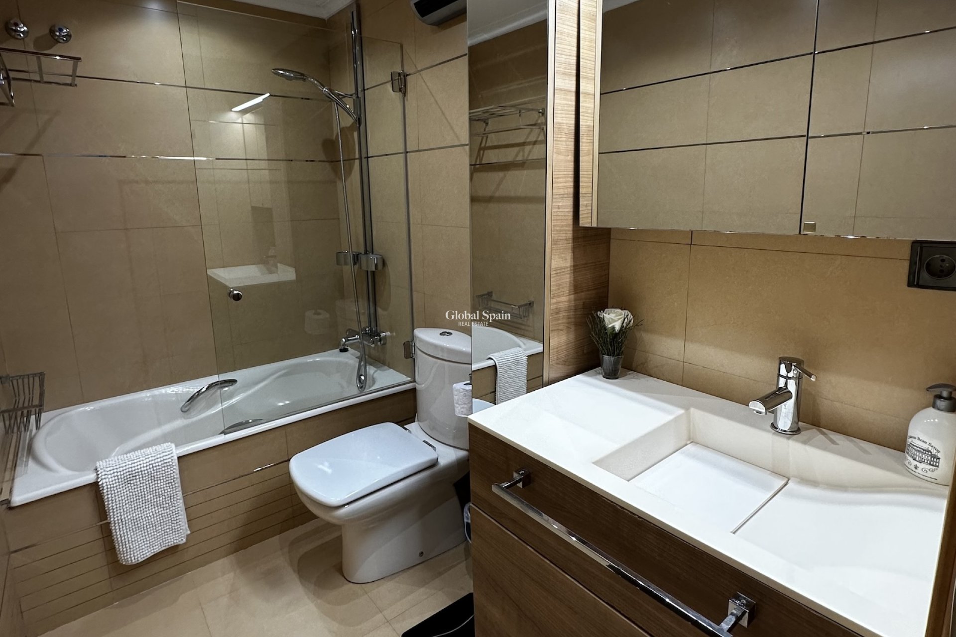 Venta - APARTAMENTO -
GUARDAMAR DEL SEGURA - Costa Blanca