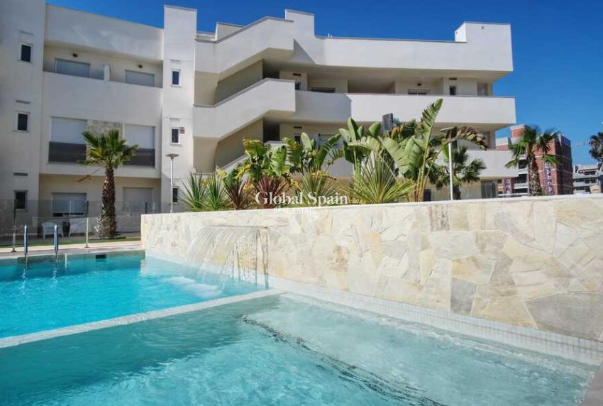 Venta - APARTAMENTO -
GUARDAMAR DEL SEGURA - Costa Blanca
