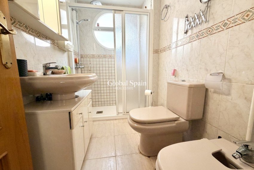 Venta - APARTAMENTO -
GUARDAMAR DEL SEGURA - Costa Blanca