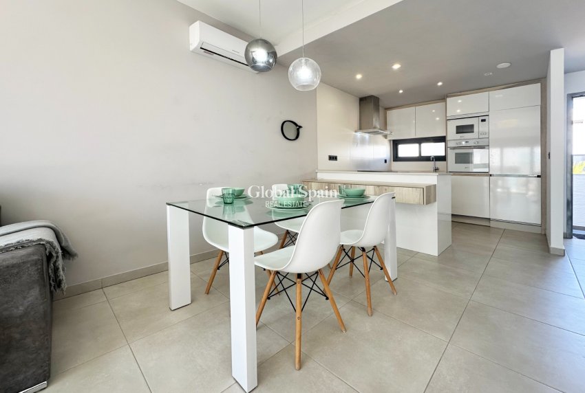 Venta - APARTAMENTO -
GUARDAMAR DEL SEGURA - Costa Blanca