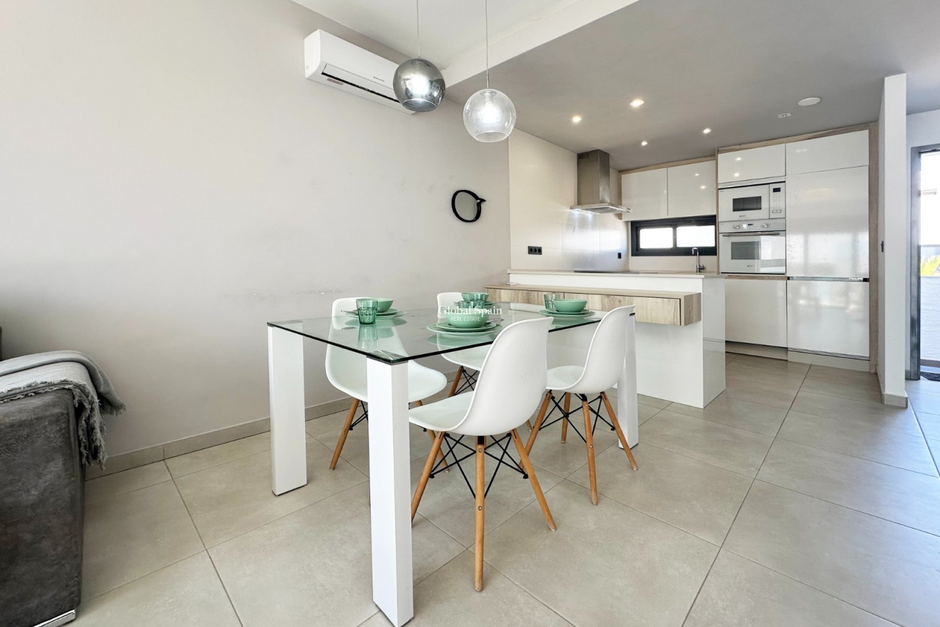 Venta - APARTAMENTO -
GUARDAMAR DEL SEGURA - Costa Blanca