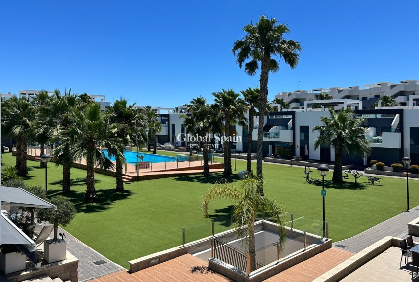 Venta - APARTAMENTO -
GUARDAMAR DEL SEGURA - Costa Blanca