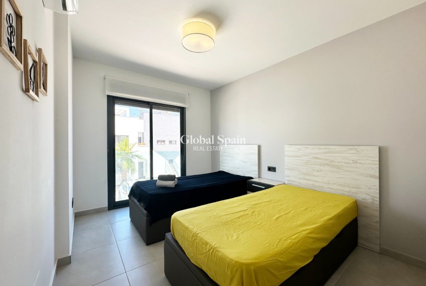 Venta - APARTAMENTO -
GUARDAMAR DEL SEGURA - Costa Blanca