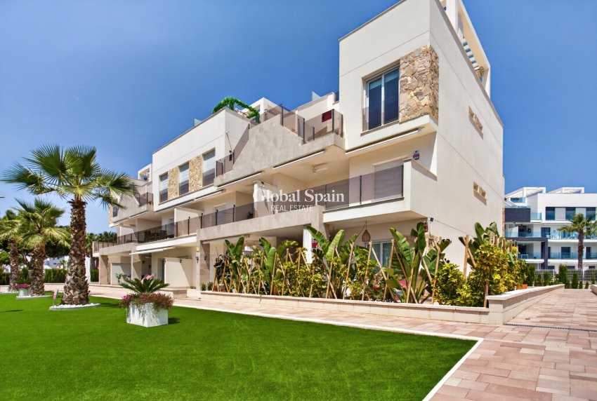 Venta - APARTAMENTO -
GUARDAMAR DEL SEGURA - Costa Blanca