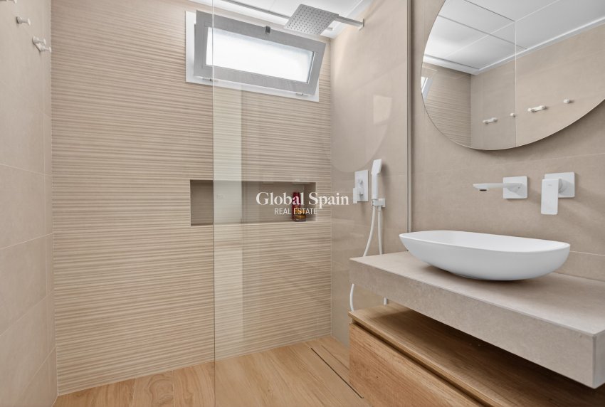 Venta - APARTAMENTO -
GUARDAMAR DEL SEGURA - Costa Blanca