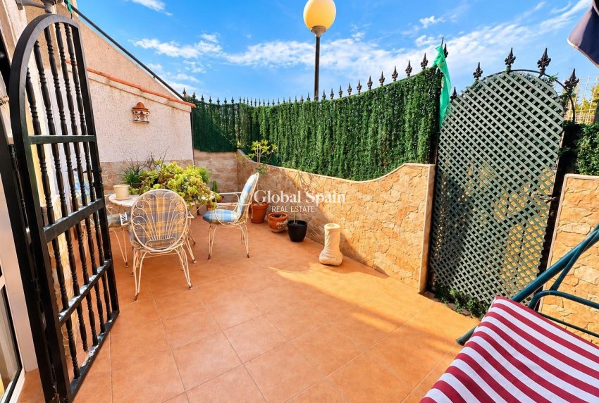 Venta - APARTAMENTO -
GUARDAMAR DEL SEGURA - El moncayo