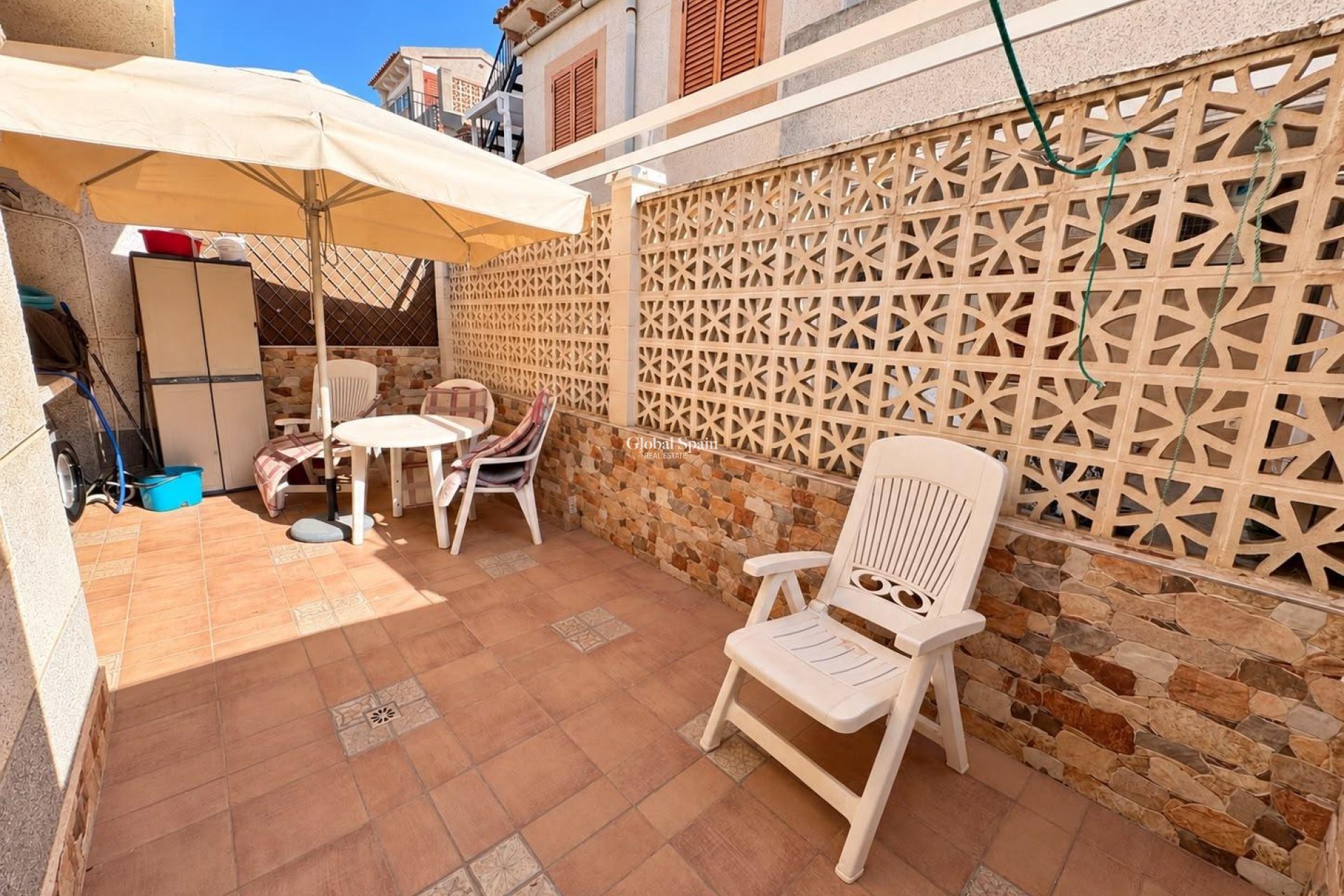 Venta - APARTAMENTO -
GUARDAMAR DEL SEGURA - El moncayo