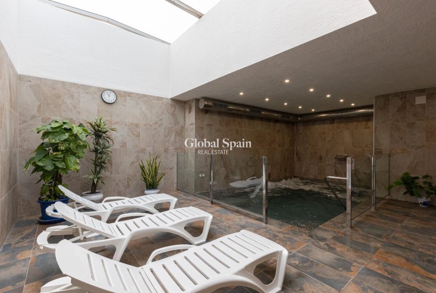 Venta - APARTAMENTO -
GUARDAMAR DEL SEGURA - EL RASO