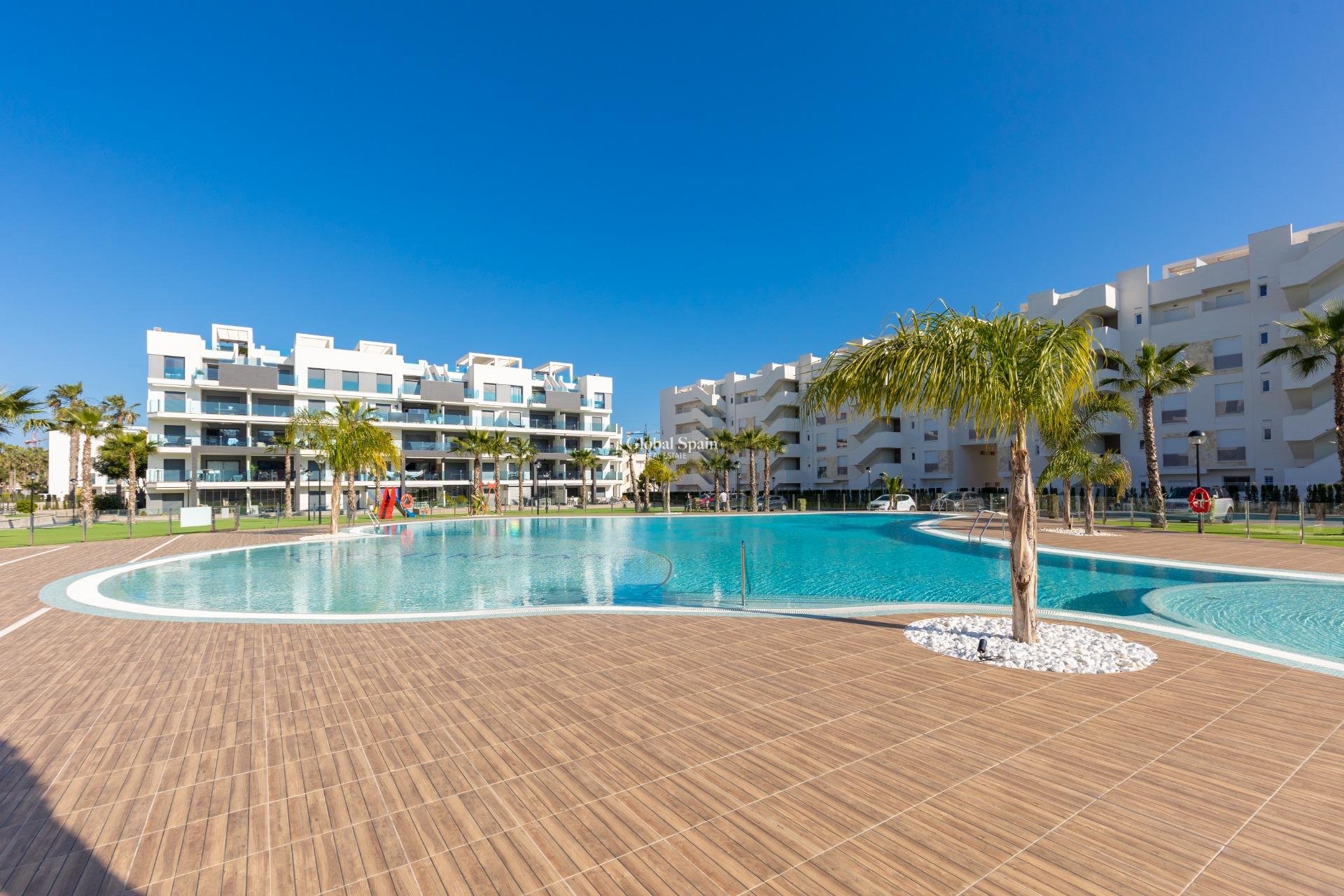 Venta - APARTAMENTO -
GUARDAMAR DEL SEGURA - EL RASO